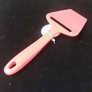 Cheese slicer